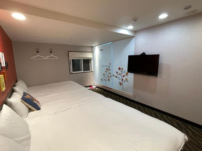 Bedroom 2, Funny Ximen Hotel, Taipei City
