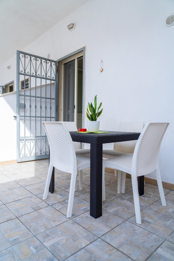 Room 2, Appartamento 68 in Casalabate, Lecce