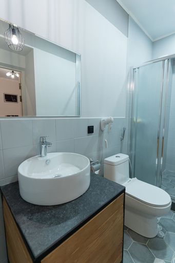 Bathroom 3, Continent, Narimanovskiy rayon