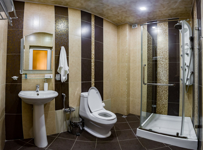 Bathroom 3, Chateau Qusar, Quba