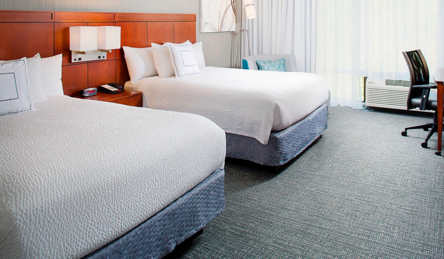 Bedroom 4, Courtyard By Marriott Ann Arbor, Washtenaw