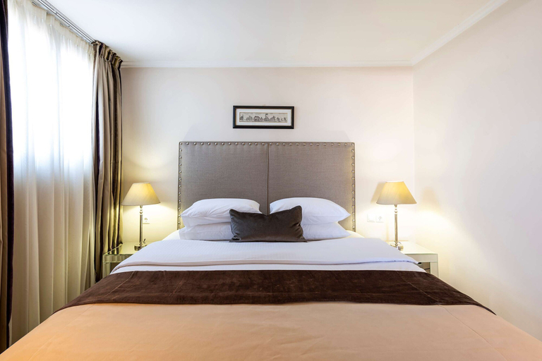 Bedroom 3, Best Western Plus Embassy Hotel, Attica