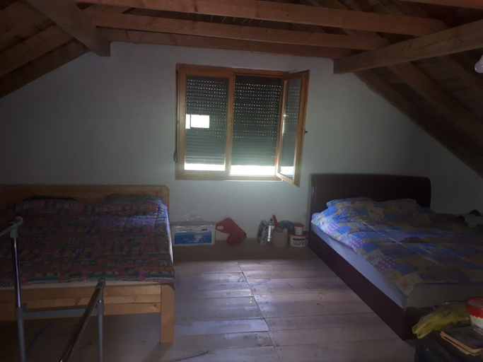 Bedroom, House With big Garden, Next to the Mountain River