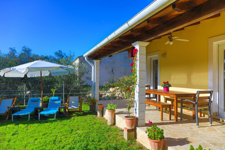 Room 3, Green Family Villa in Agios Ioannis, Ionian Islands