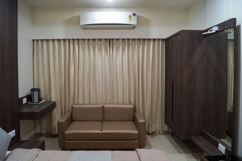 Others 4, Hotel Midtown, Vadodara