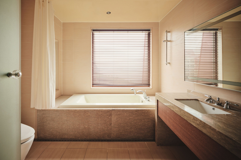 Bathroom 3, Sono Belle Byeonsan, Buan