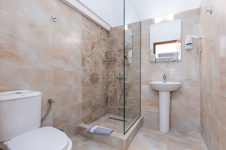 Bathroom 5, Oasis Hotel, Ionian Islands