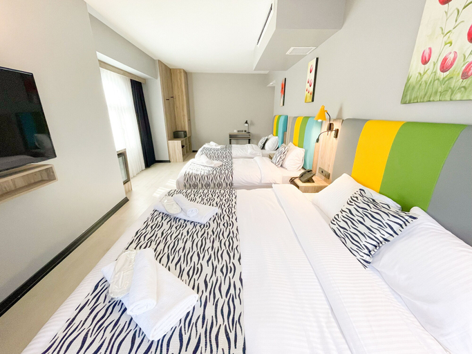 Bedroom 2, Center Inn Hotel, Kartal