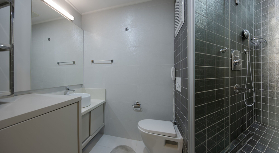 Bathroom 4, Sirius Town Residence and Spa, Antalya