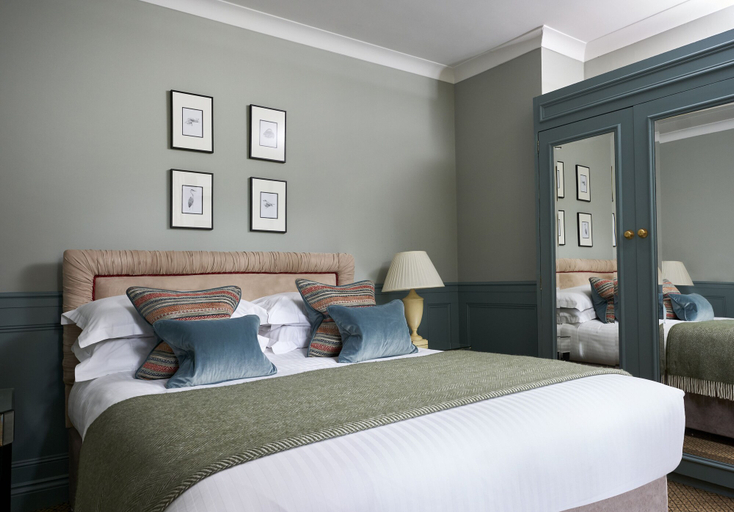 Bedroom 3, Careys Manor & Senspa, Hampshire