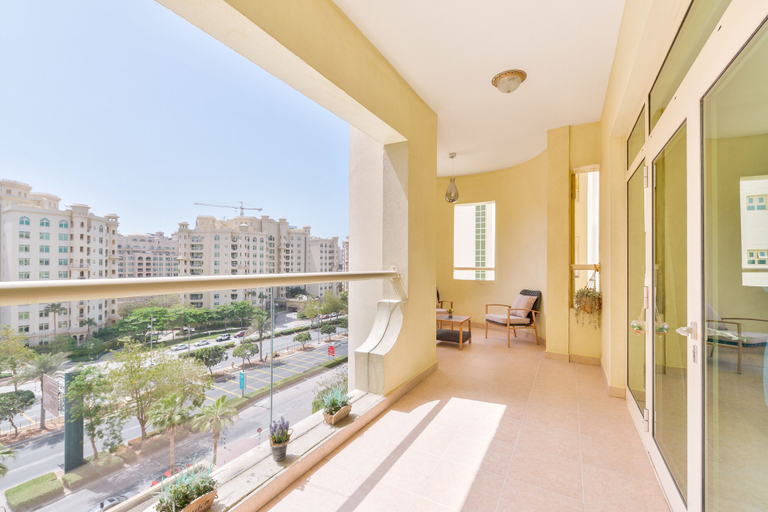 Balcony 2, Shoreline - Luxury Palm Jumeirah, Dubai