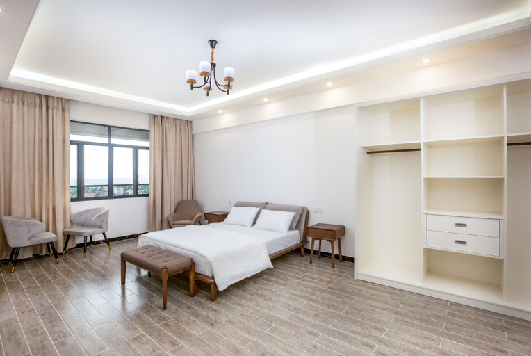 Bedroom, Friendship Apartments, Kampala