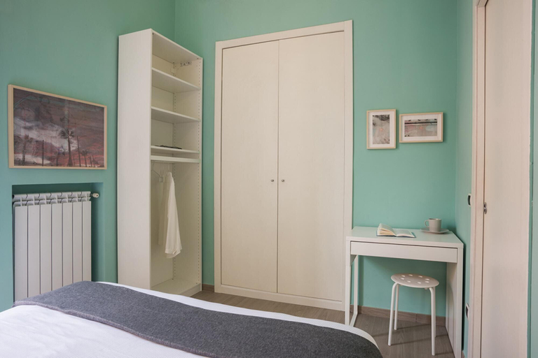 Bedroom 5, Appartamento all Archivio di Stato by Wonderful Italy, Napoli
