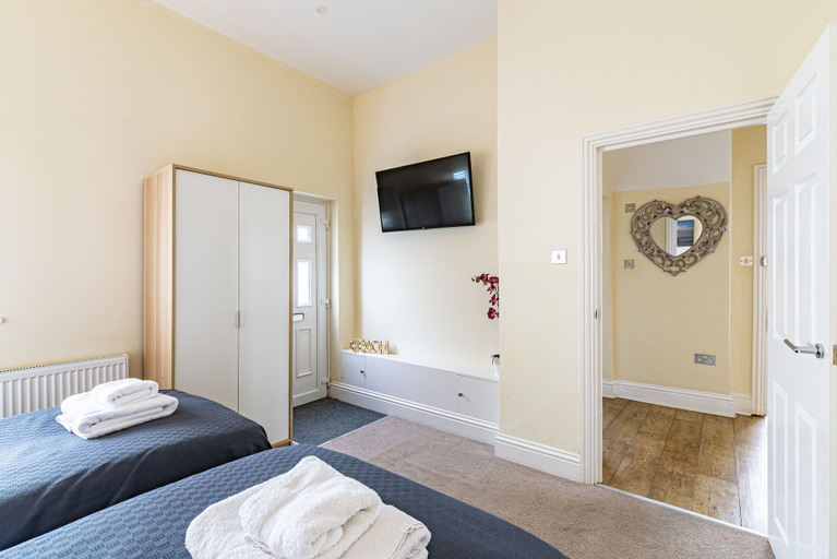 Bedroom 3, Greyfriars, Essex