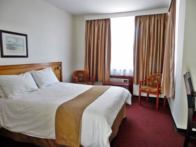 Bedroom 3, Arcadia Hotel, City of Tshwane