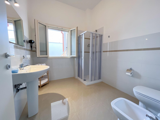 Others 5, Appartamento 74 in Casalabate, Lecce