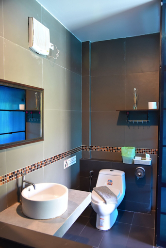Bathroom 5, San Pita, Muang Satun