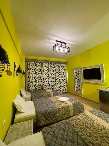 Bedroom 3, Shams Hotel & Dive Centre, Sant Katrin
