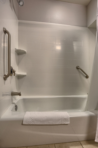 Bathroom 4, Courtyard by Marriott Harrisburg West/Mechanicsburg, Cumberland