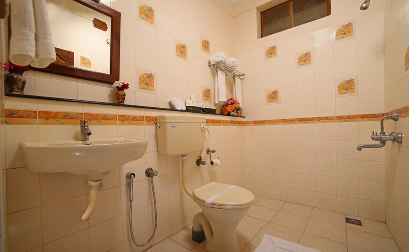 Bathroom 5, Jasmine Palace, Thiruvananthapuram