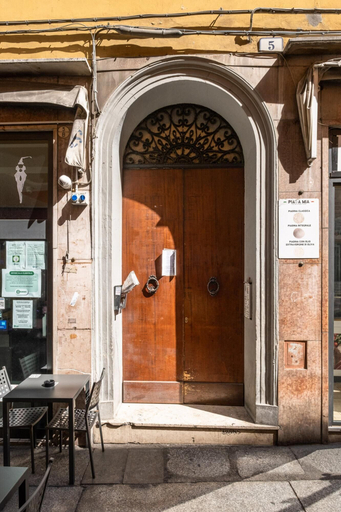 Room 2, La Mansarda di Via Zamboni by Wonderful Italy, Bologna