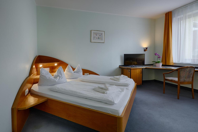Bedroom 2, Hotel Sophienhof, Dahme-Spreewald