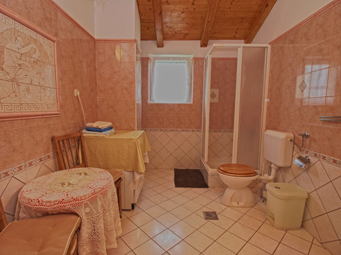 Bathroom 3, Rooms Milan 1370, Rovinj