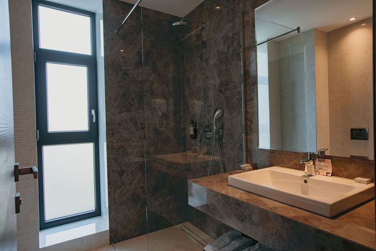 Bathroom 4, Stein Collection, Dumbravita