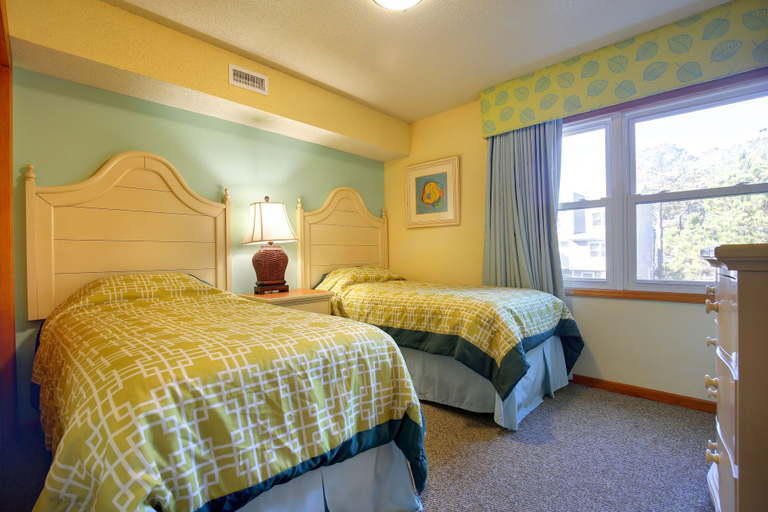 Bedroom 2, Ocean Pines Resort, Dare