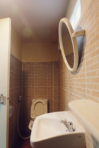 Bathroom 5, Orchid house, Muang Chiang Rai