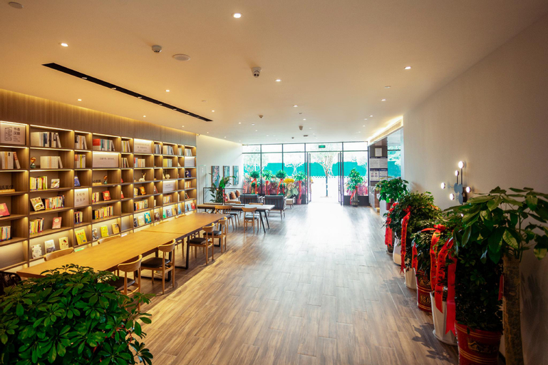 Hanting Hotel Huangshi Yangxin High-Speed Railway Station, Huangshi