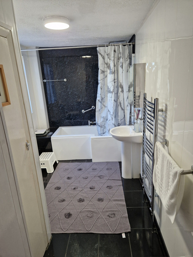 Others 4, Chester Le Street's Diamond 3 Bed House, Durham