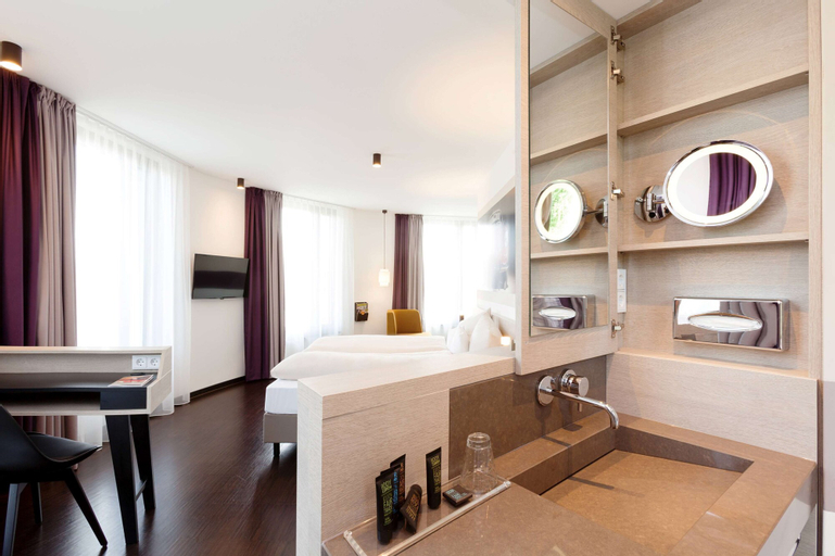 Bathroom 4