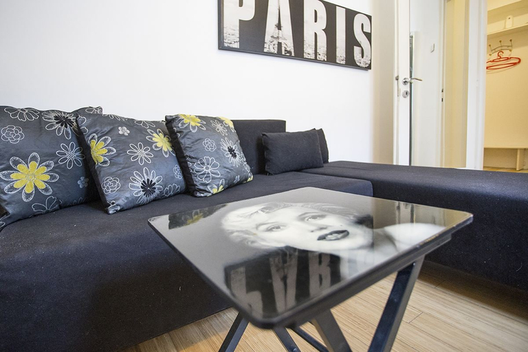 Others 5, Apartment Tiffany, Belgrade