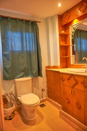 Bathroom 4, Sweet Rooms, Luxor