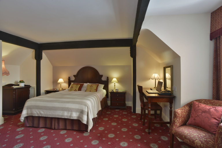 Bedroom 5, Taunton House Hotel, Somerset