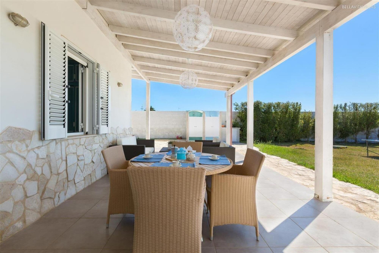 Room 5, 945 Villetta Mil B, Lecce