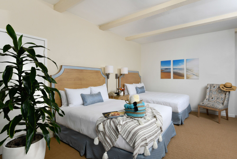 Bedroom 4, La Jolla Shores Hotel, San Diego