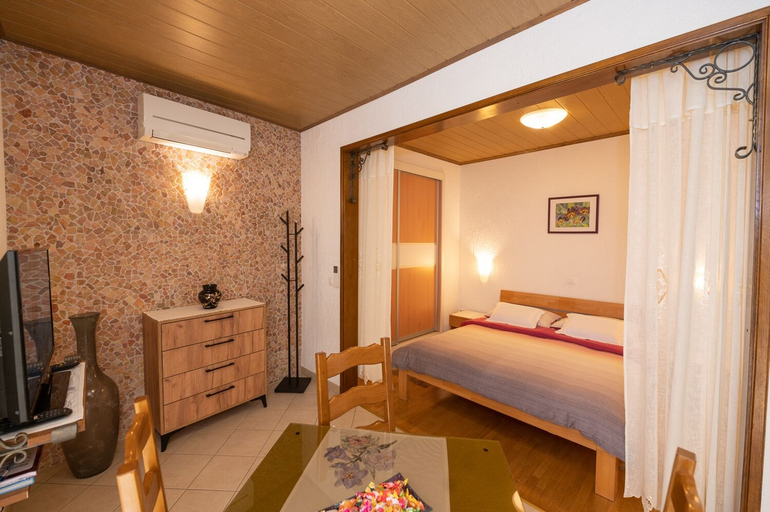 Bedroom 3, Villa Salona, Opatija/Veprinac