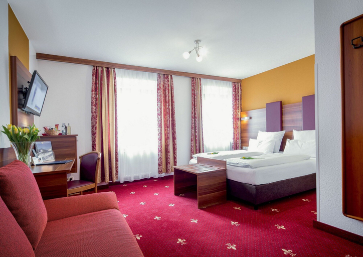 Bedroom 4, Hotel Burgschmiet, Nürnberg