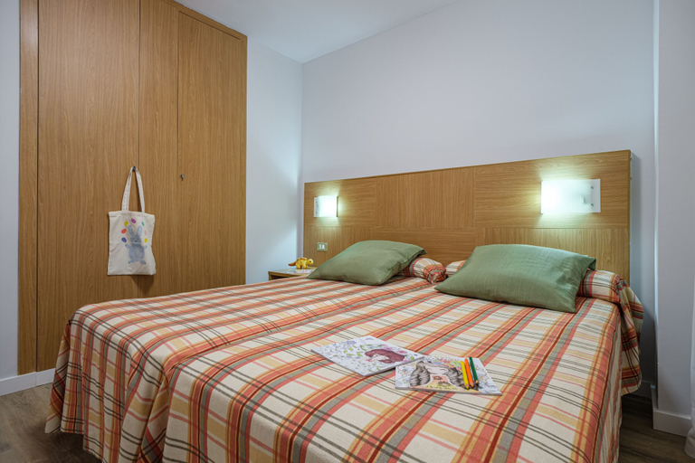 Bedroom 4, Apartamentos California, Tarragona