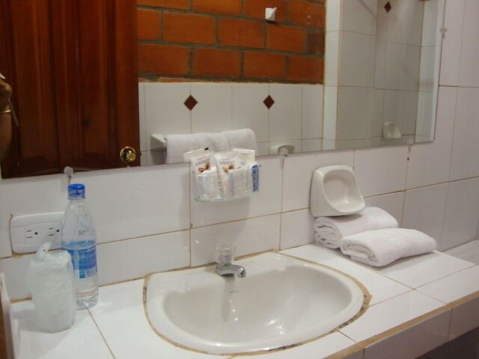 Bathroom 5, Hostería Las Heliconias, Tena