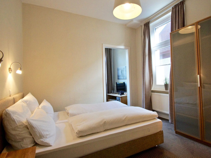 Bedroom 2, Hotel Garni Seestern, Ostholstein