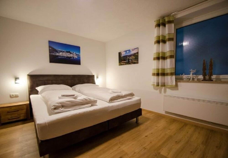Bedroom 2, Apartment The Good View I, Zell am See