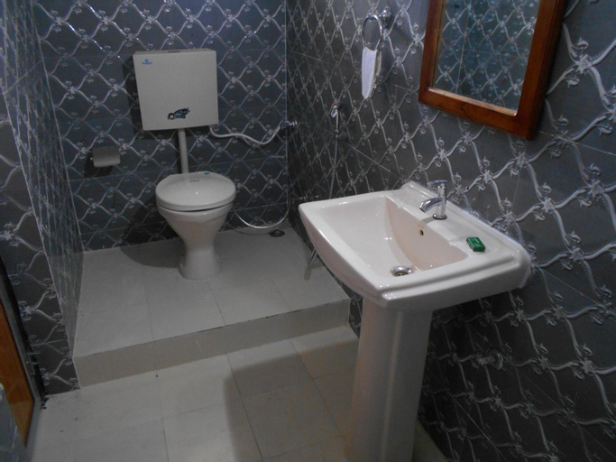 Bathroom 5