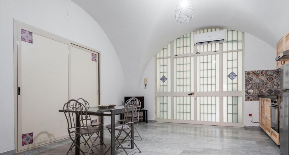 Others 3, Apartment Manzoni 40 by Wonderful Italy, Catania