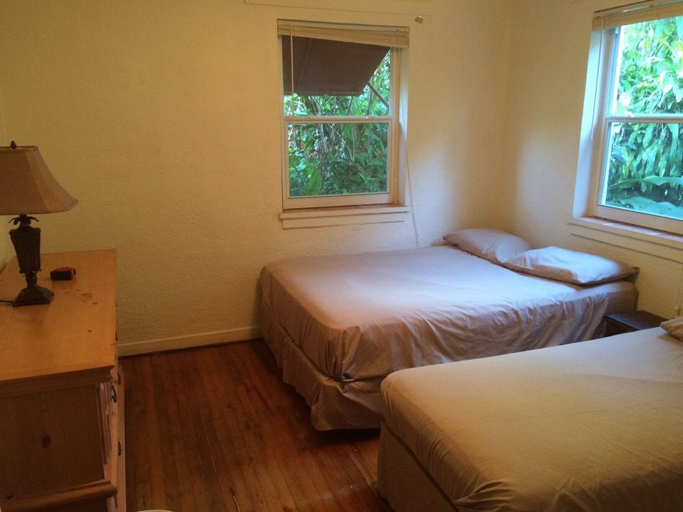 Bedroom 3, Tropical Charmer Coral Gables Apartment, Miami-Dade