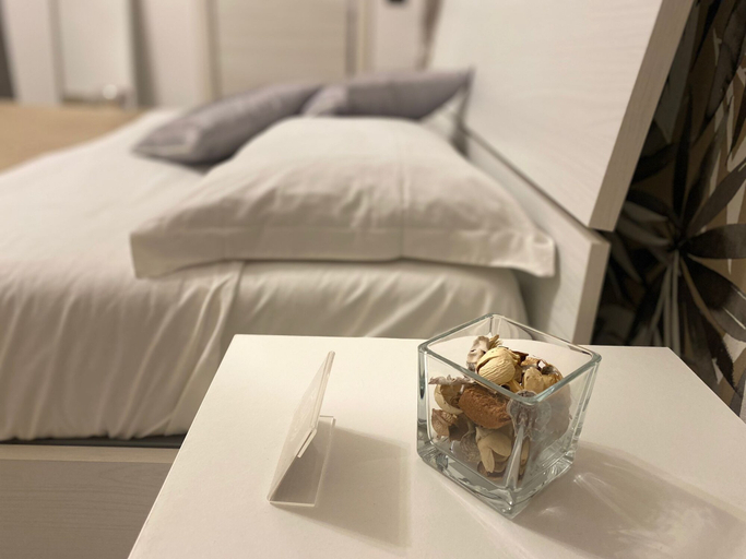 Bedroom 3, Montesanto Group, Napoli