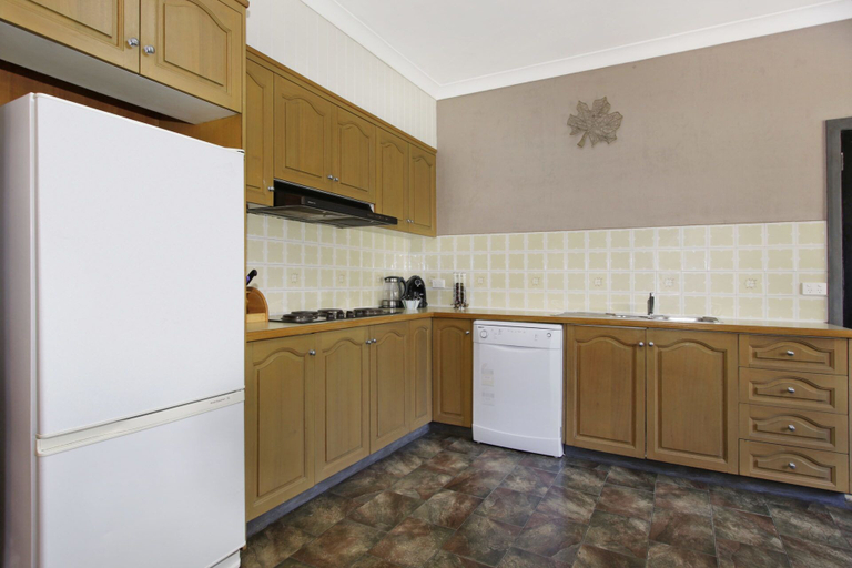 Others 3, Le Chateau - Centrally located, Alpine - East