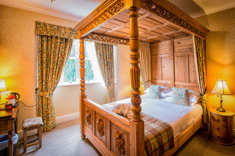Bedroom 2, Woodlands Guest House Windermere, Cumbria